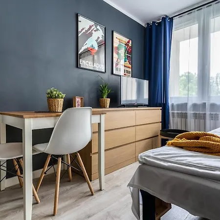 Urban Chic - Cozy - Center - Ogrodowa ורשה